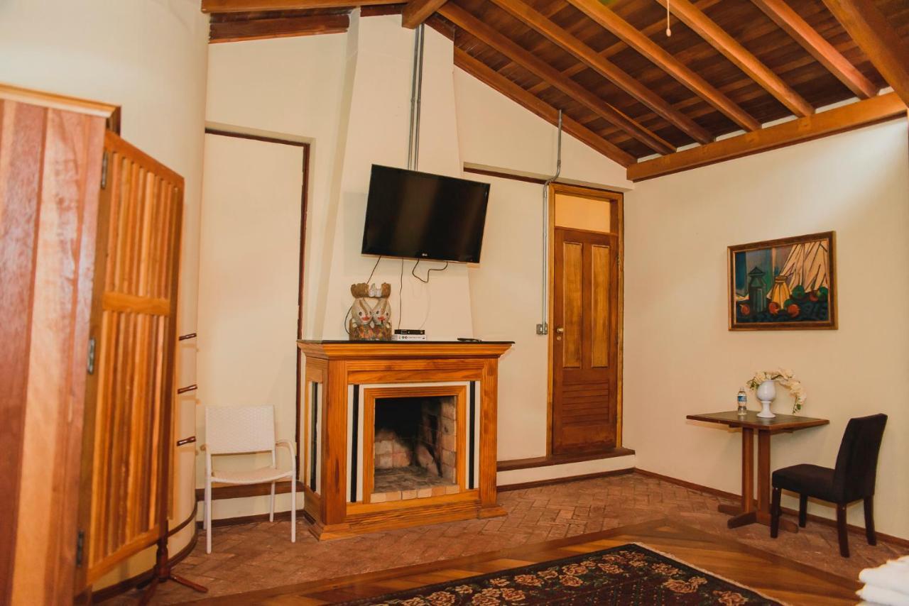 Espaco Tajj Guest house Sao Roque (Sao Paulo)