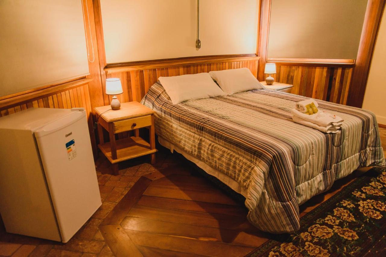 Guest house Espaco Tajj Sao Roque (Sao Paulo)